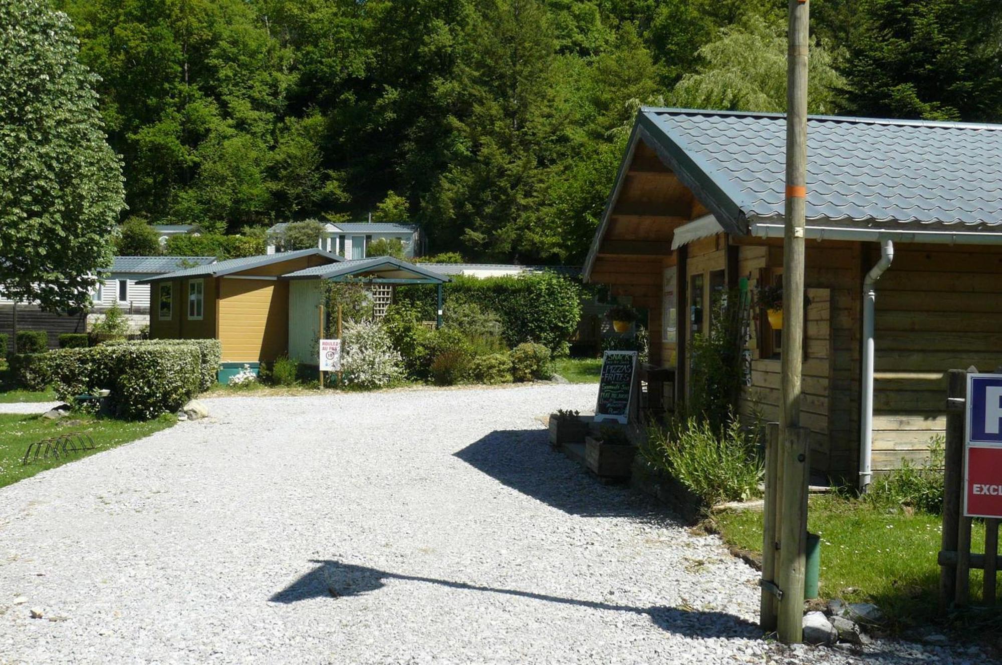 Camping Le Rey Louvie Juzon Eksteriør bilde