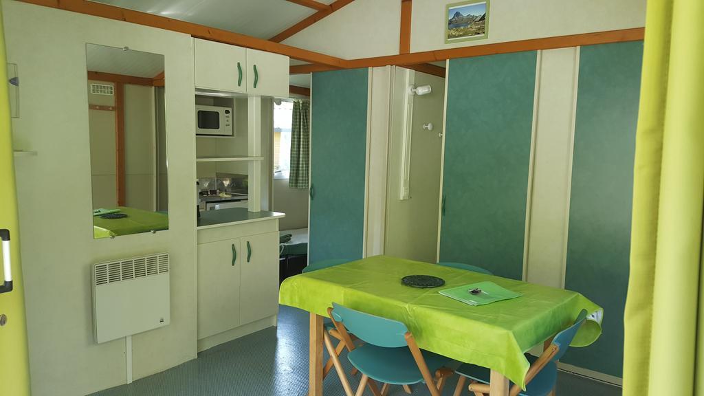 Camping Le Rey Louvie Juzon Eksteriør bilde