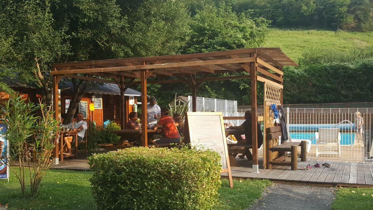 Camping Le Rey Louvie Juzon Eksteriør bilde